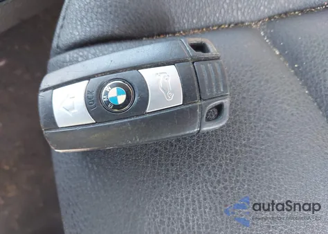 2013 BMW X1 xDrive28I z USA, uszkodzony, nr VIN WBAVL1C58DVR90301